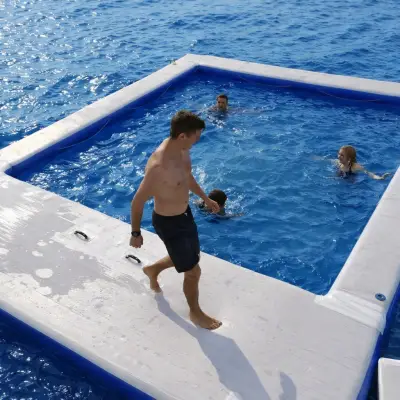 Platformă gonflabilă pătrată pentru apă 3 × 3 m